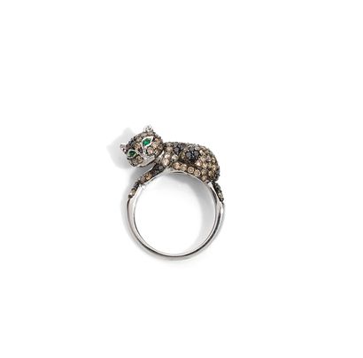 BRANAR - BAGUE CHAT BRANAR - CAT RING
Ring in 18K white gold, featuring a coiled...