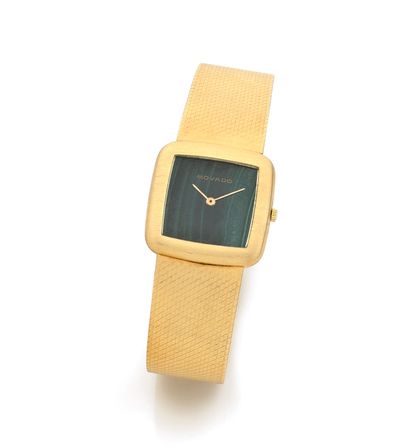 MOVADO MOVADO
Bracelet watch in brushed gold 18K (750 thousandths), circa 1970, malachite...