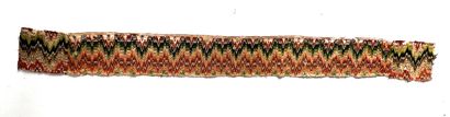 null EMBROIDERY AT THE POINT DEHONGRIE

Long band with pink, burgundy and green tones,...
