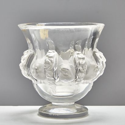 CRISTAL LALIQUE CRISTAL LALIQUE 
Vase « Dampierre ». Épreuve en cristal blanc moulé...