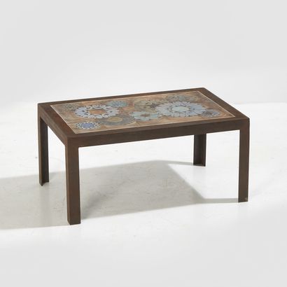 ROLAND MOREAU (NÉ EN 1941) ROLAND MOREAU (BORN 1941)
Ceramic and metal coffee table.
A...
