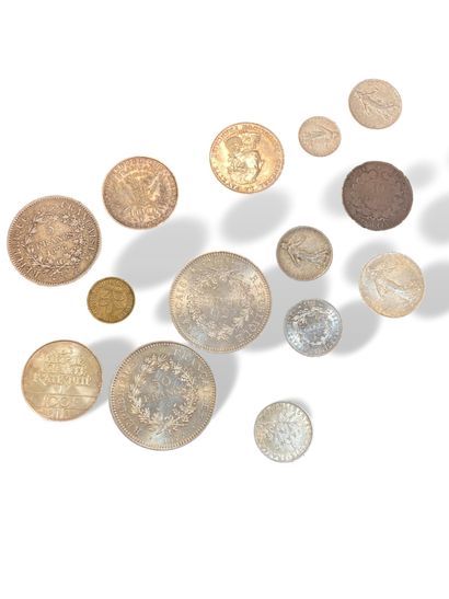null Ensemble de pièces en argent: 

2 pièces de 50 frcs 1977, 1 pièce de 5 frcs...