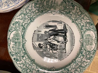 null GIEN
Scène de l'exposition Universelle de 1889
Suite de six assiettes en céramique...