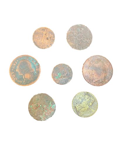null Ensemble de monnaies anciennes comprenant 2 sol Louis XVI, double denier tournoi,...