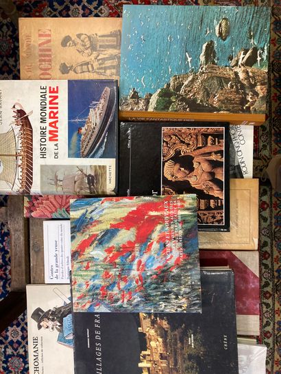 null Ensemble de livres dont exposition au muséee rodin, l'affichiomanie, le savon...