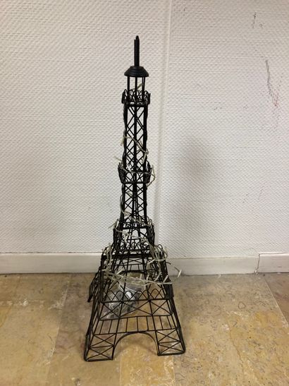 null Tour Eiffel en métal laqué noir