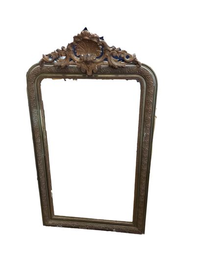 null Miroir en bois et stuc doré
XIXème siècle
141x79 cm