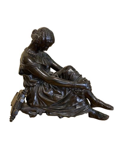 null D'après James PRADIER (1790-1852)
Sapho à la lyre
Sculpture en bronze. Signé....