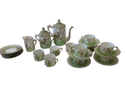 null Compagnie Franco Anglaise
Partie de service à thé en porcelaine comprenant dix...