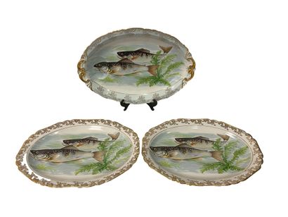 null LIMOGES, Emaux de Limoges made in Berry Fish service
Fish service in white porcelain...