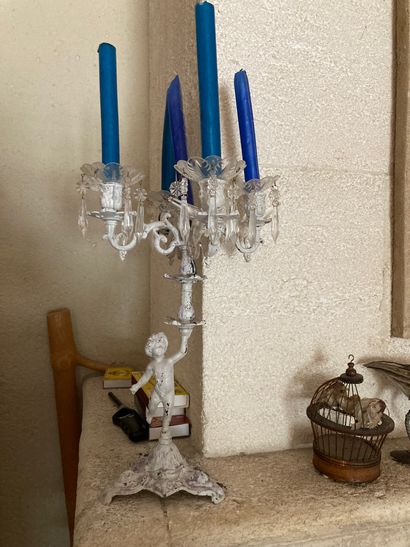 null Pair of white lacquered metal candelabra with five putto lights 
H. 35 cm