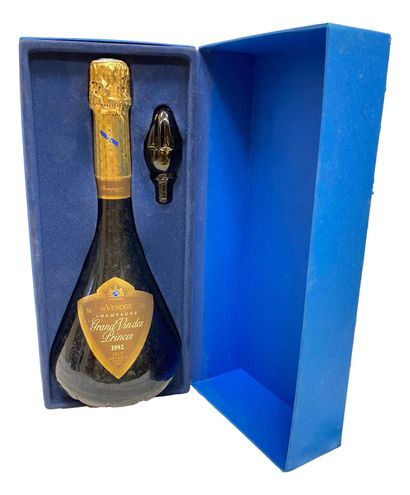 null DE VENOGE Champagne grand vin des princes 1992 1 bottle