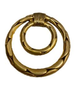 null YVES SAINT LAURENT. Gold-plated metal scarf clip. Signed Dim: 5 cm