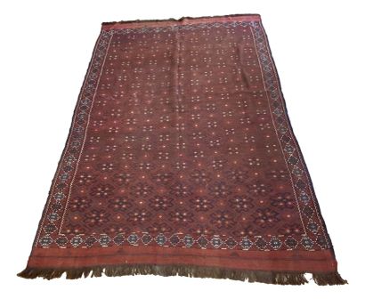 null Polychrome wool carpet with red, blue and white geometric patterns
Turkmen boukhara...