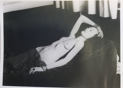  Man Ray (d'après)
Sans titre 1928. 2007
Tirage photographique d'après l'internégatif... Gazette Drouot