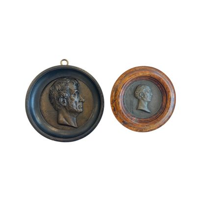 TWO 19TH CENTURY FRENCH BRONZE PORTRAIT MEDALLIONS TWO 19TH CENTURY FRENCH BRONZE... Gazette Drouot