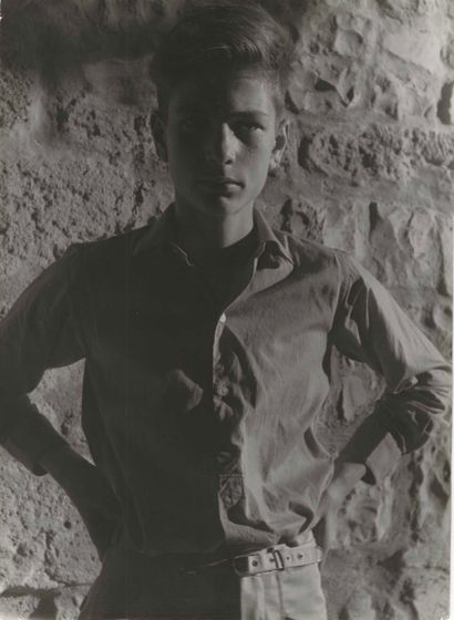 Raymond CARRANCE alias CZANARA (1921-1998) 
Portrait d'un jeune homme, c. 1960

Trois...