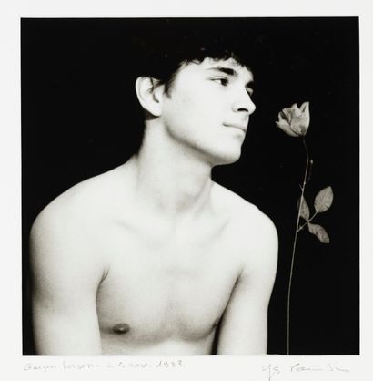 Yves PARADIS (1955-) 
Yves PARADIS (1955-)






Naked boy with a rose, 1983






Vintage...
