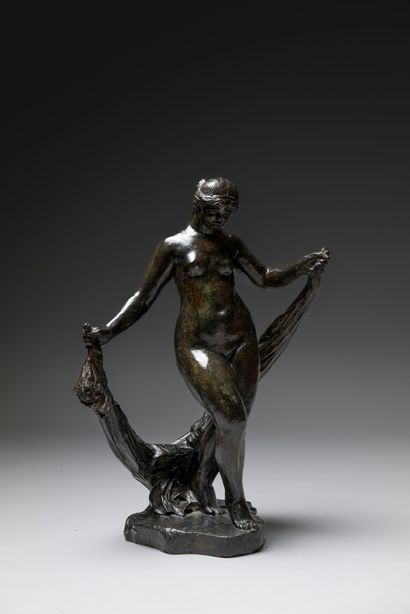  D'après Pierre-Auguste RENOIR (1841-1919). 
La danseuse au voile. 
Epreuve en bronze... Gazette Drouot