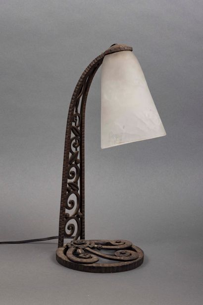 null Desk lamp, foot in wrought iron with geometrical decoration and stylized flowers,...