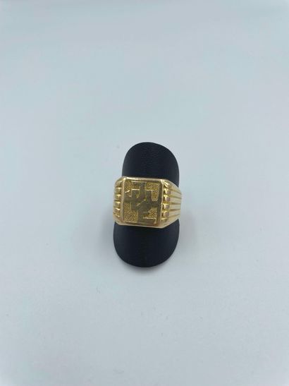 Chevalière in yellow gold 18 carats (750...