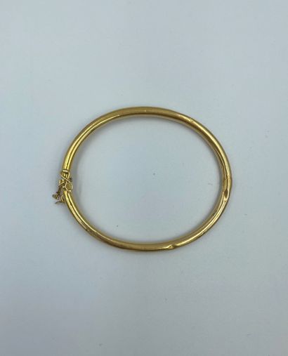 Bracelet jonc en or jaune 18 carats (750)....