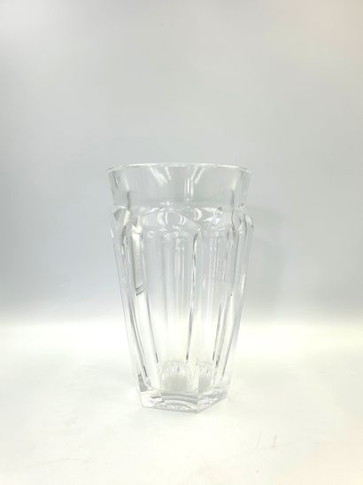 BACCARAT, Nelly Harcourt model
Cut crystal...
