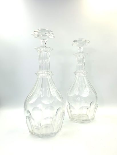 null BACCARAT, Harcourt model
Pair of crystal decanters
Marked
H. 30 cm
(tiny chip...