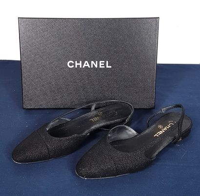 null CHANEL, pair of black fabric ballerinas with open heel, reference G31319, size...