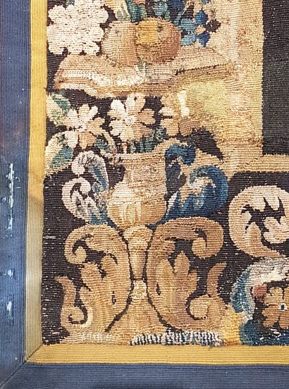 null Door tapestry decorated with a heron in an undergrowth
18th century
273 x 147...