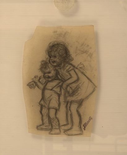 GERMAINE BOURET Étude d’enfants sur papier calque, Fusain, cachet d’atelier en bas...