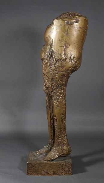 CESAR (1921-1998). Nu de la belle de mai, 1957 (le fer). Bronze à patine naturelle....