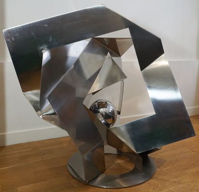 Rosette BIR (1926-1993). Le nid, circa 1990. Sculpture en inox poli. Signée vers...