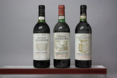 BORDEAUX DIVERS 1975 12 BOUTEILLES BORDEAUX DIVERS 1975  5 bouteilles CHÂTEAU BARREYRE...