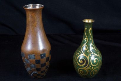 Luc LANEL (1893-1965) - CHRISTOFLE Deux vases en métal patiné l'un à décor de damier...