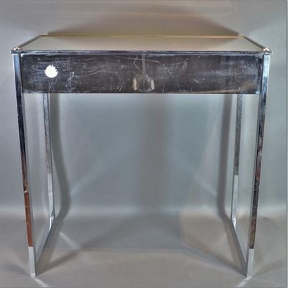 null Console en métal chromé et miroirs (manque le tiroir), vers 1930 . 71 x 70 x...