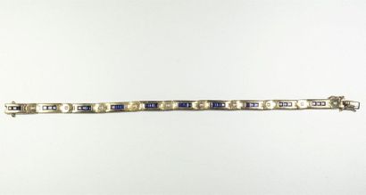 Bracelet ligne en or jaune 18K (750/oo) composé...