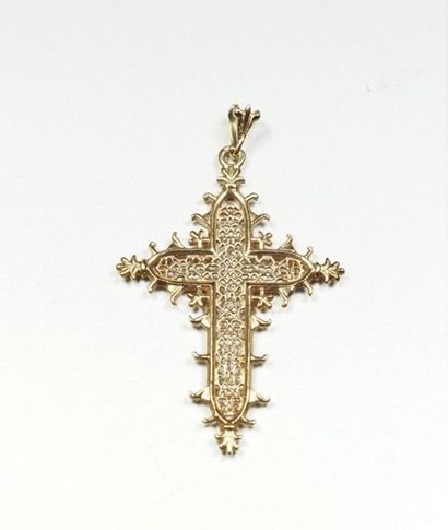 null Pendant "Croix du Pont d'Estaing" in 18K (750/oo) yellow gold. Gross weight...
