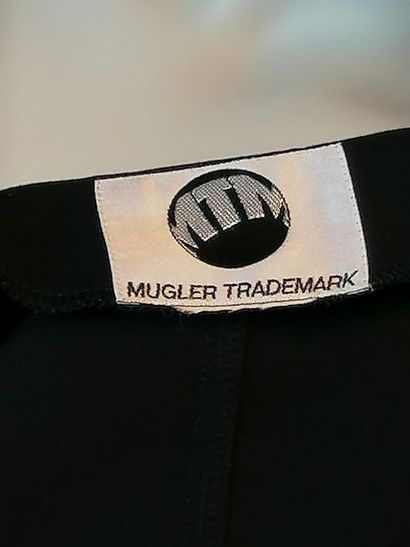 MUGLER Veste MUGLER Trademark des années 90, laine et polyester, très bon état