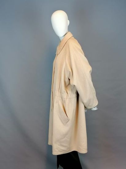 CALW Cashmere coat, from CALW, from the 90's, size 40/42, very good condition.