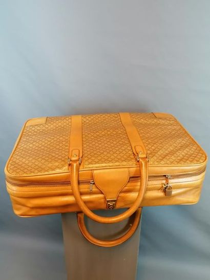 CELINE, Suitcase CELINE, leather and canvas good condition,