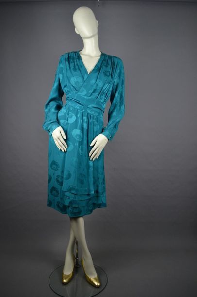 SORELLE FONTANA Brocaded silk dress from the house SORELLE FONTANA, size 38/40 year...