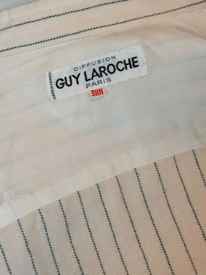 Guy LAROCHE Veste de la maison GUY LAROCHE des années 60, en laine, taille 36/38....