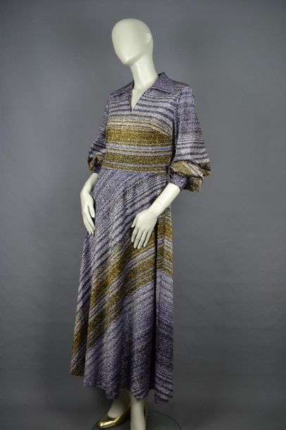 MODE VINTAGE Lurex dress from the 60/70's in perfect condition, size 40/42.