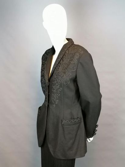 G.RECH Black jacket G.RECH, splendid embroidery work of trimmings, from the 90's,...