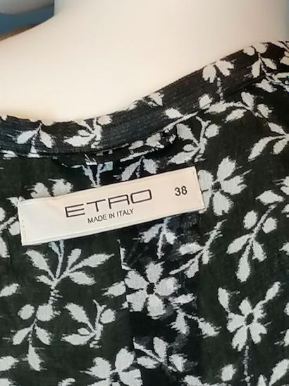 ETRO Veste en soie brochée de la maison ETRO, taille 38, excellent état des années...