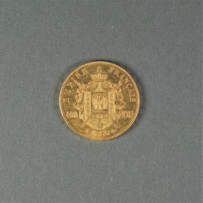 PIECES Une pièce de 100 francs or France datée 1858.