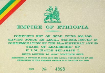 PIECES Coffret contenant cinq monnaies en or jaune (900/oo) de l'Empire Éthiopien,...