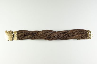 null Bracelet ancien composé de tresses et d'une résille de cheveux (légères faiblesses),...