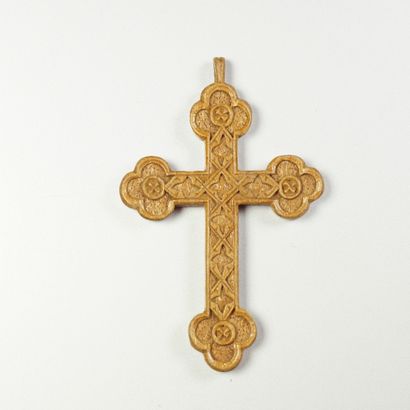 Pendentif Croix en bois vernis à décor de...
